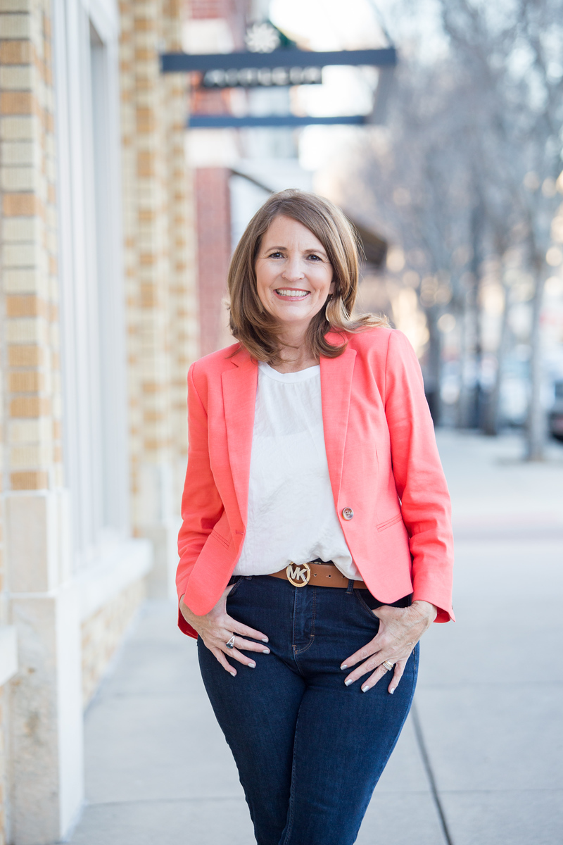 Portrait of the Three23 Realty agent